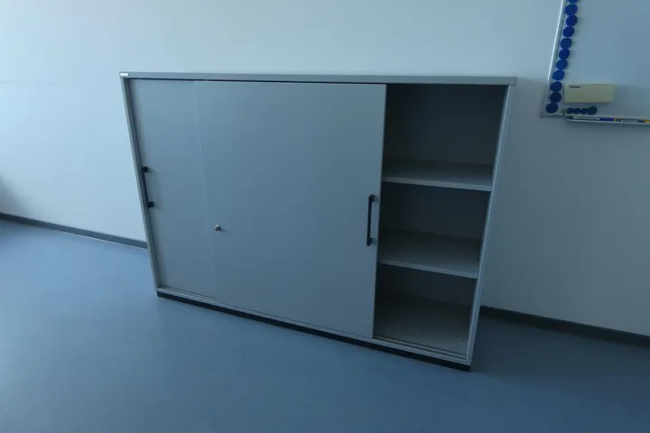Sideboard, ohne Inhalt Maße in cm ca. 160 x 44 x 114